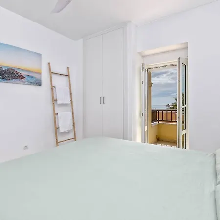 Apartment Benalmadena, Frente A La Playa Y Puerto Marina Benalmadena
