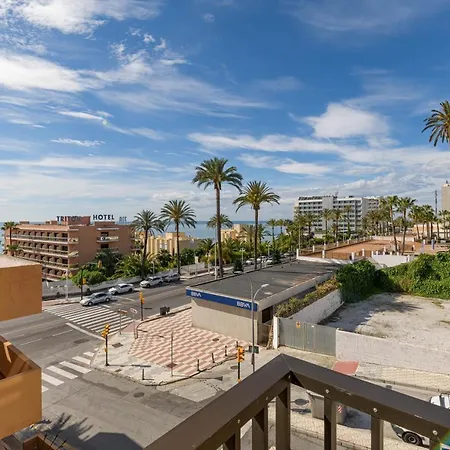 Benalmadena, Frente A La Playa Y Puerto Marina Apartment